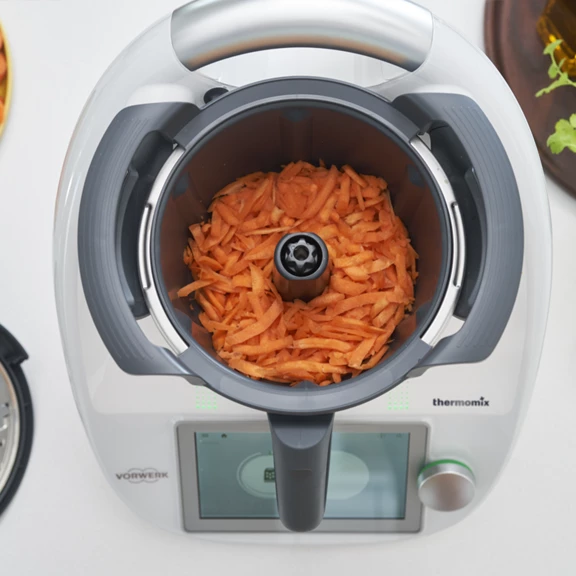 FR-eshop-thermomix-decoupe-minute-11_1x1-2.webp